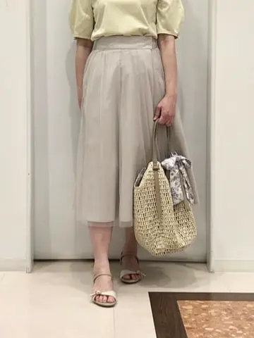 ANY SIS スタッフ コーディネート画像