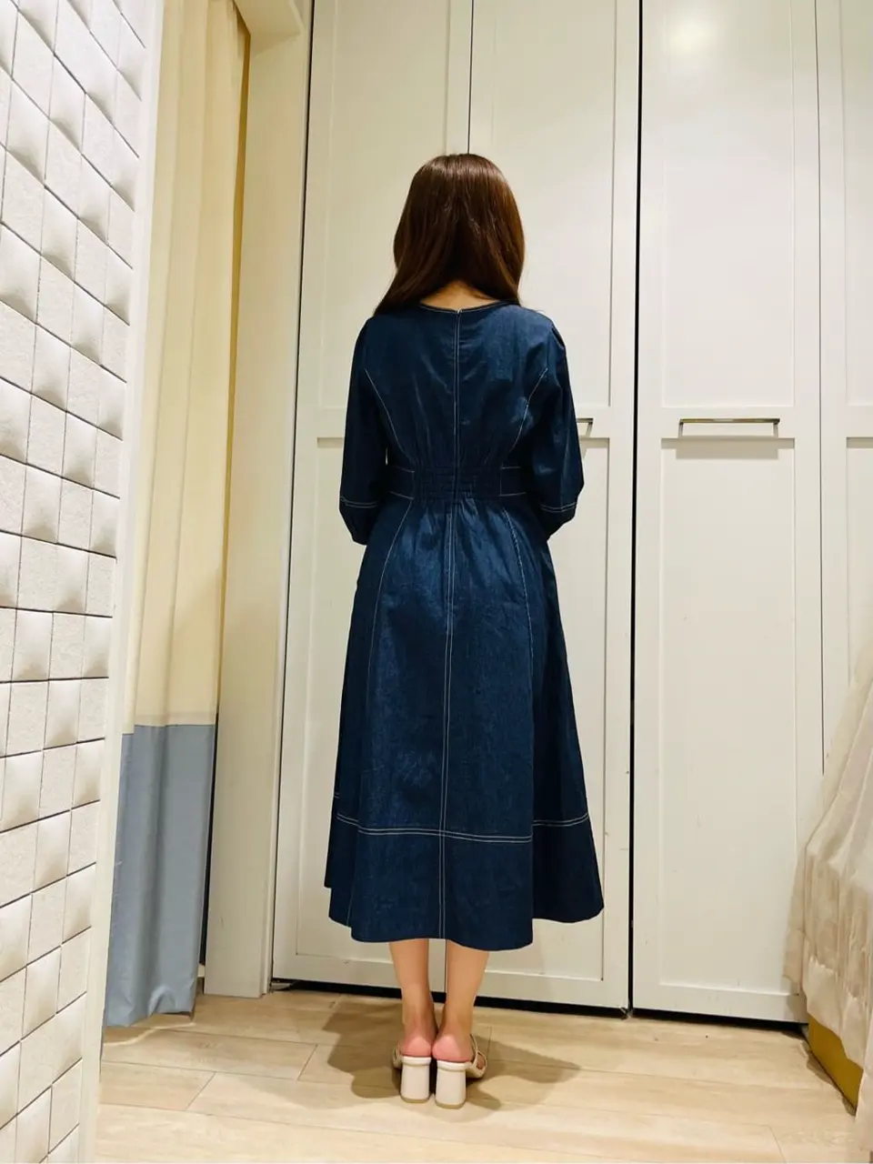 ANY SIS スタッフ コーディネート画像