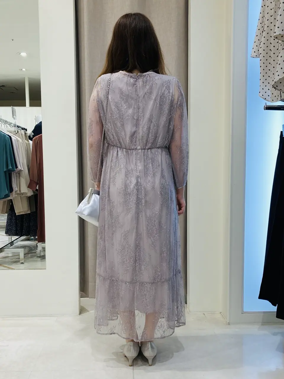 ANY SIS 川根　彩 コーディネート画像