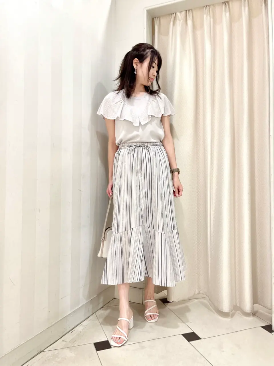 ANY SIS 金井 コーディネート画像