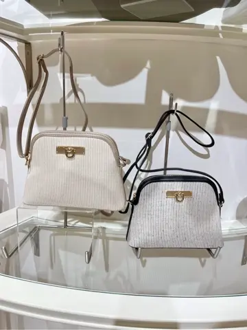 ANY SIS 髙橋 コーディネート画像