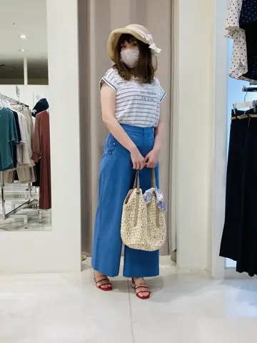 ANY SIS 川根　彩 コーディネート画像