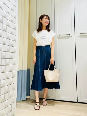 ANY SIS スタッフ コーディネート画像