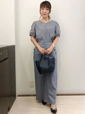 ANY SIS スタッフ コーディネート画像