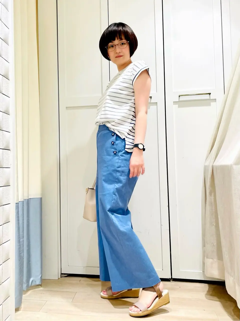 ANY SIS スタッフ コーディネート画像