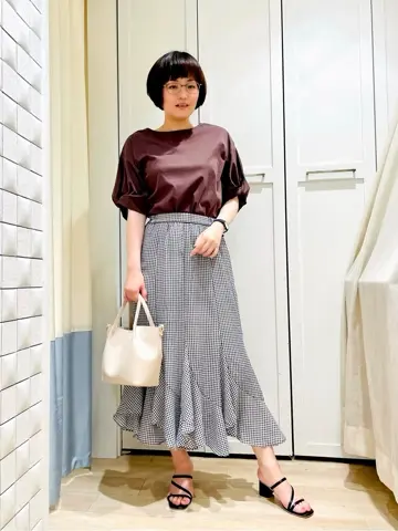 ANY SIS スタッフ コーディネート画像