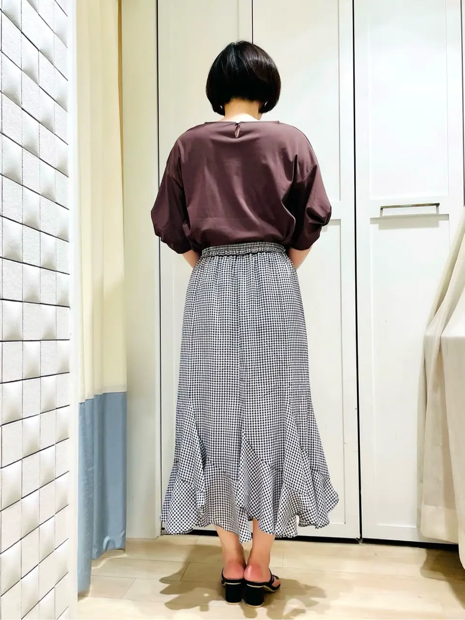 ANY SIS スタッフ コーディネート画像