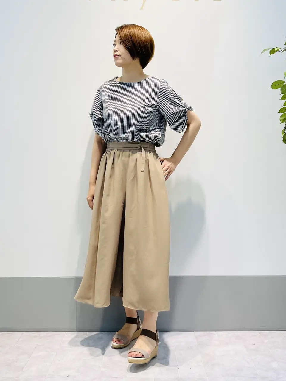 ANY SIS 岡本 コーディネート画像