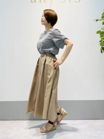 ANY SIS 岡本 コーディネート画像