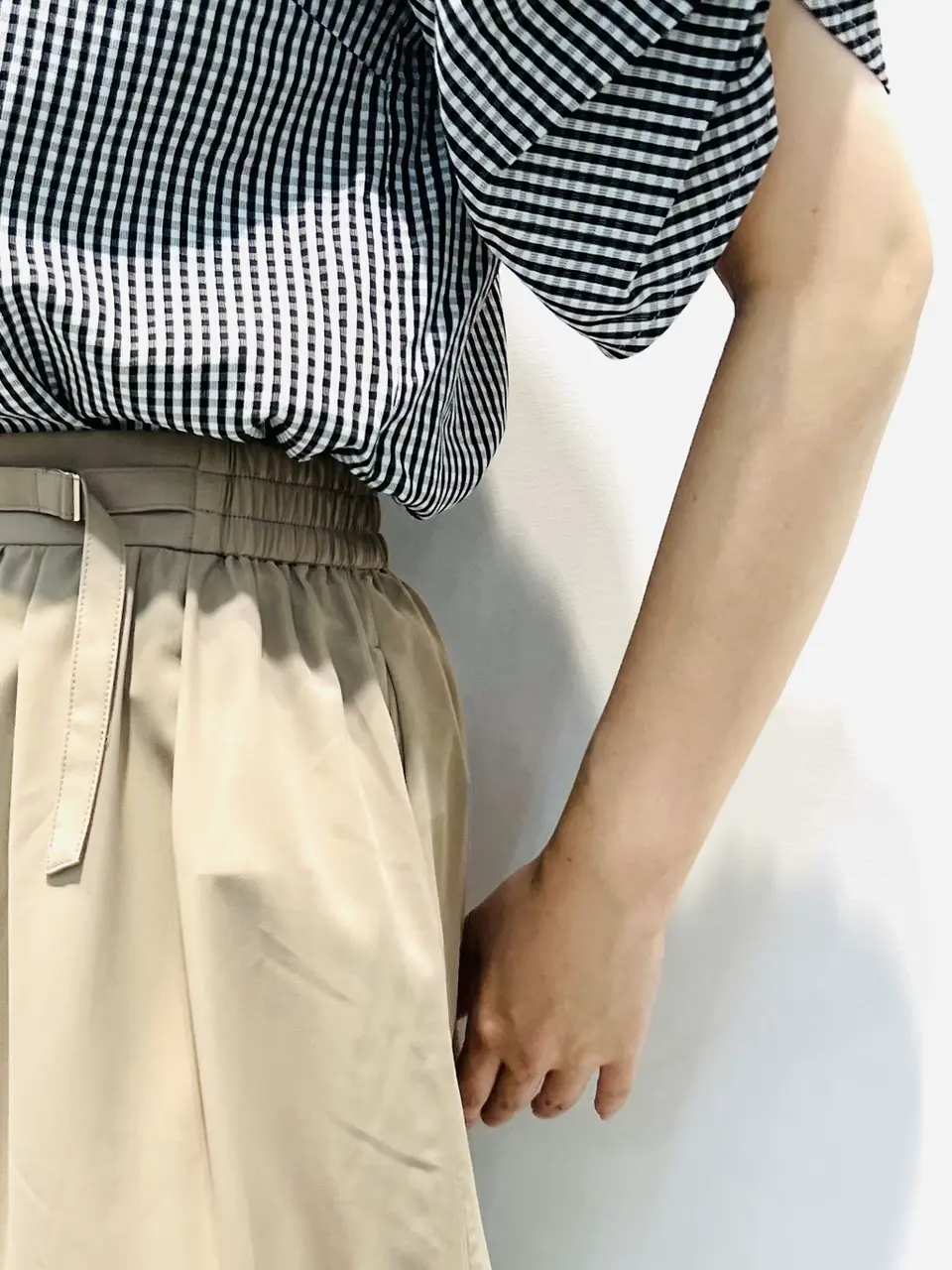 ANY SIS 岡本 コーディネート画像