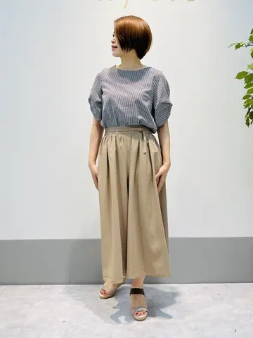 ANY SIS 岡本 コーディネート画像