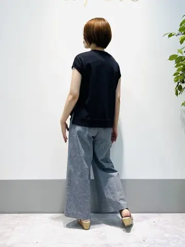 ANY SIS 岡本 コーディネート画像