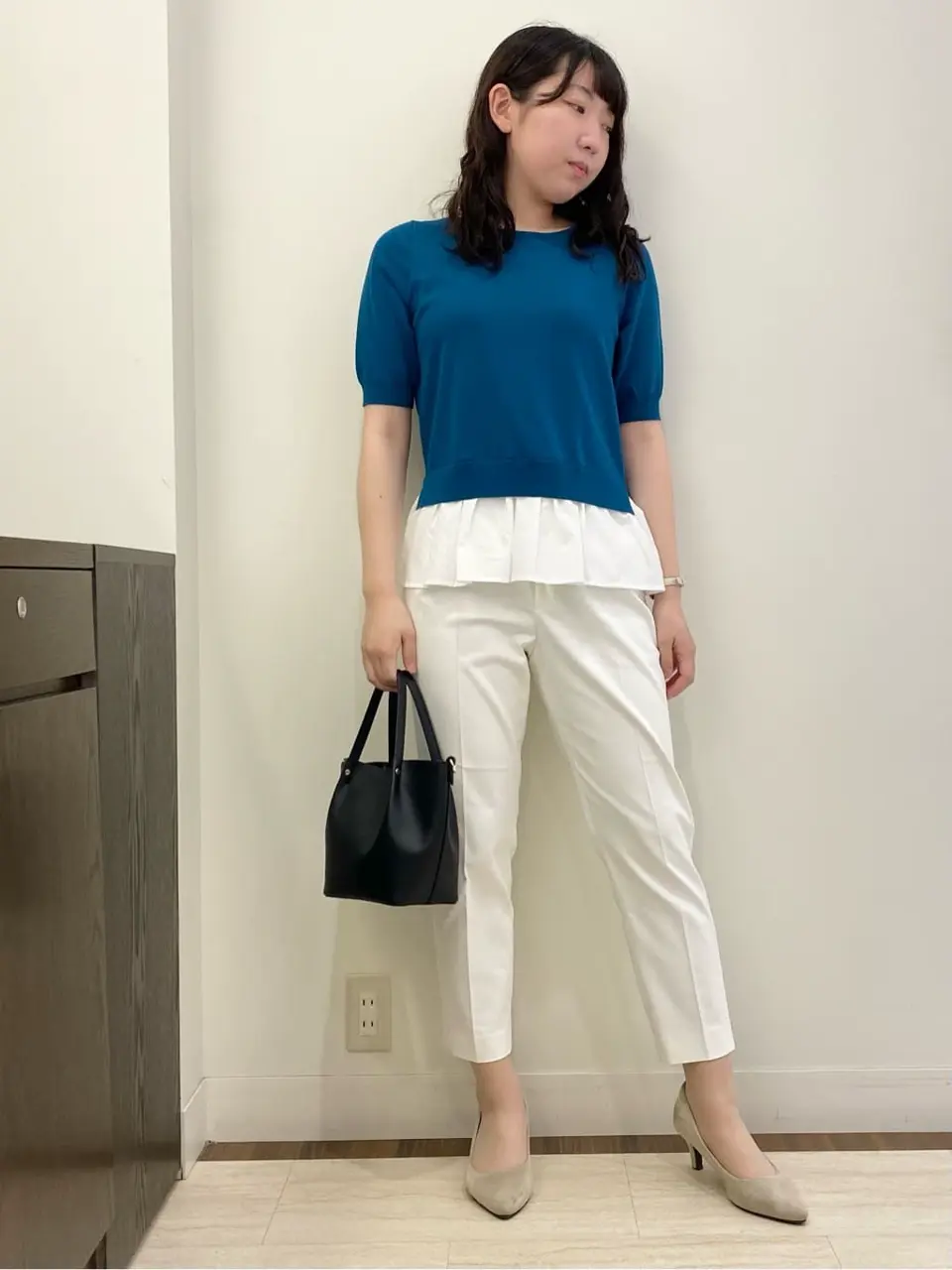 ANY SIS スタッフ コーディネート画像