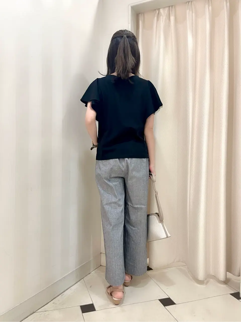 ANY SIS 金井 コーディネート画像