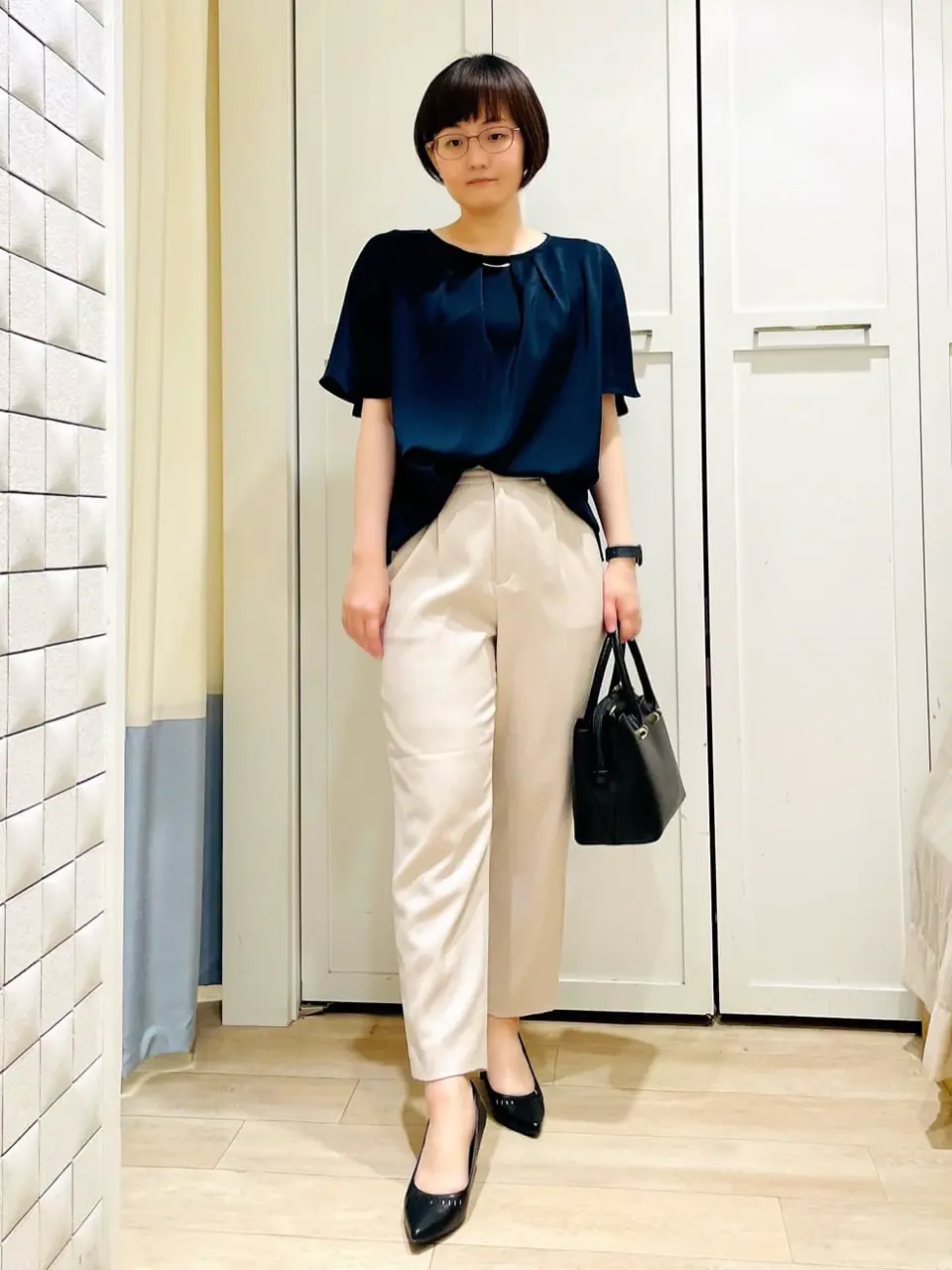 ANY SIS スタッフ コーディネート画像