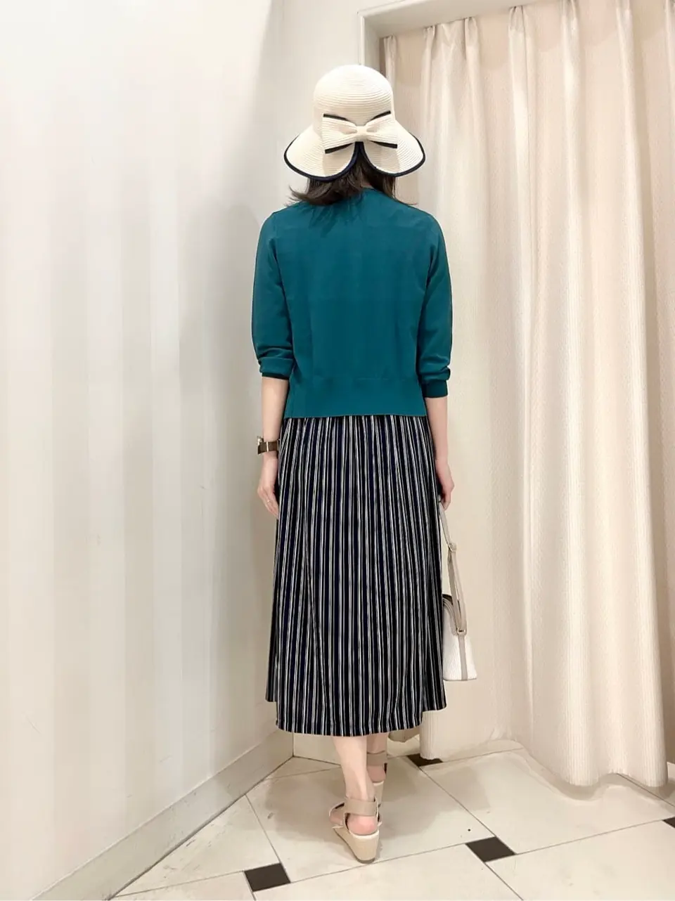 ANY SIS 金井 コーディネート画像