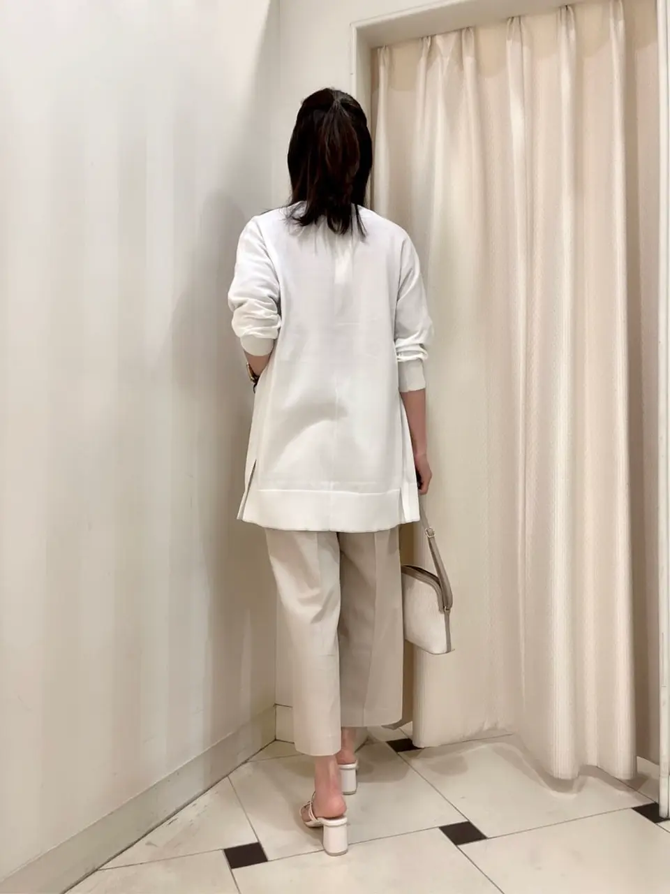 ANY SIS 金井 コーディネート画像