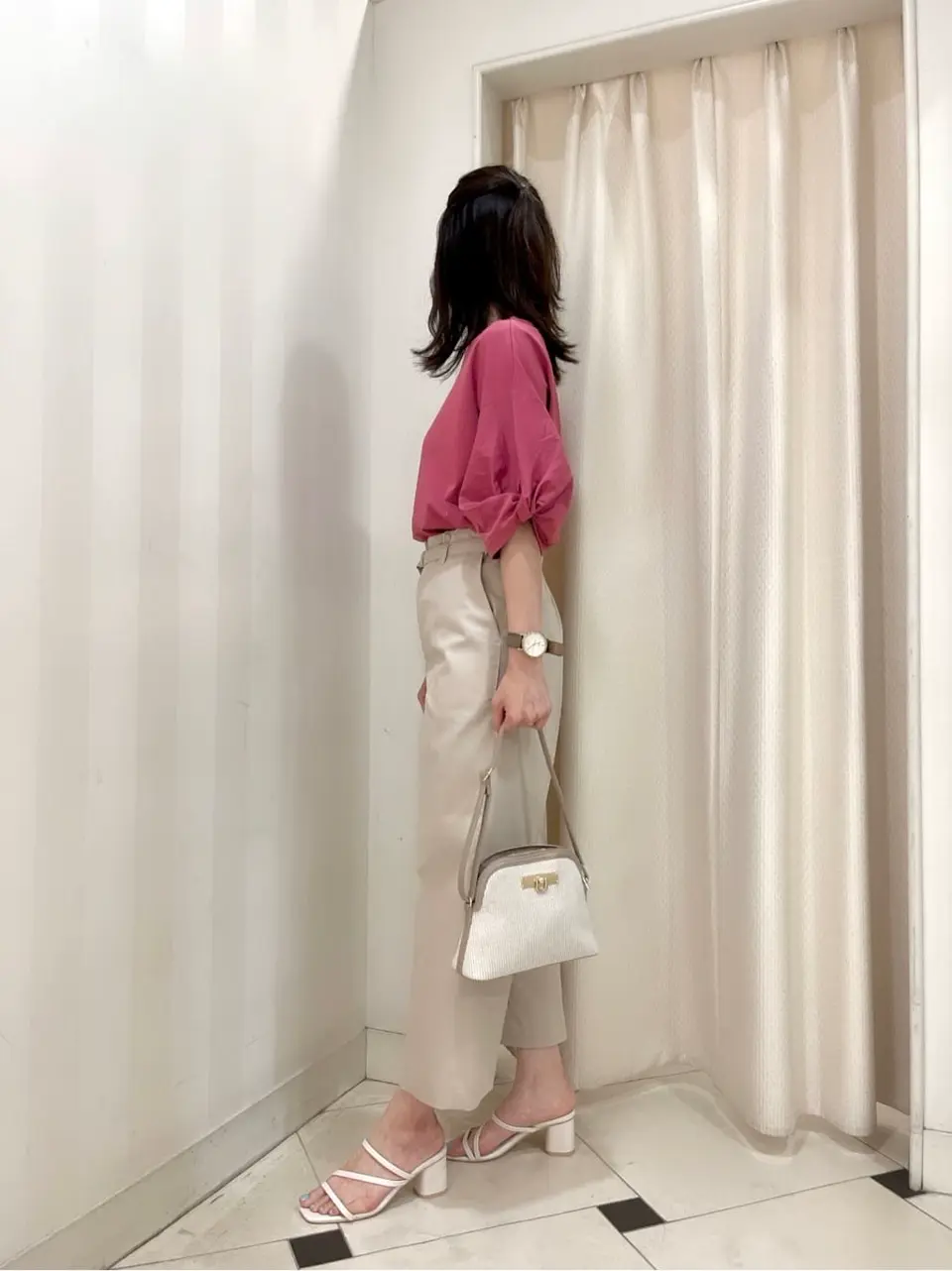 ANY SIS 金井 コーディネート画像