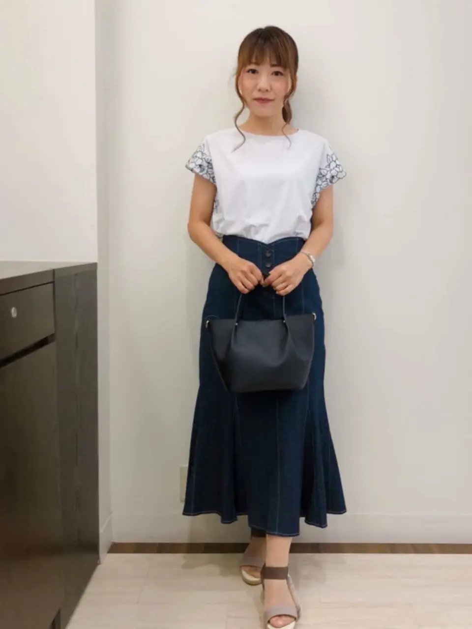 ANY SIS スタッフ コーディネート画像