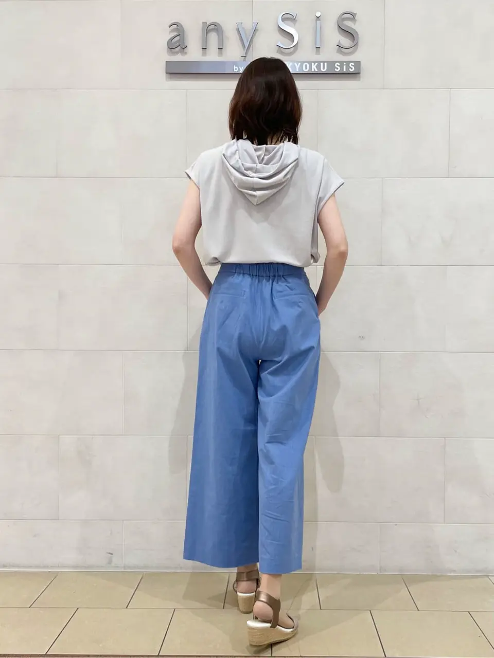 ANY SIS 髙橋 コーディネート画像