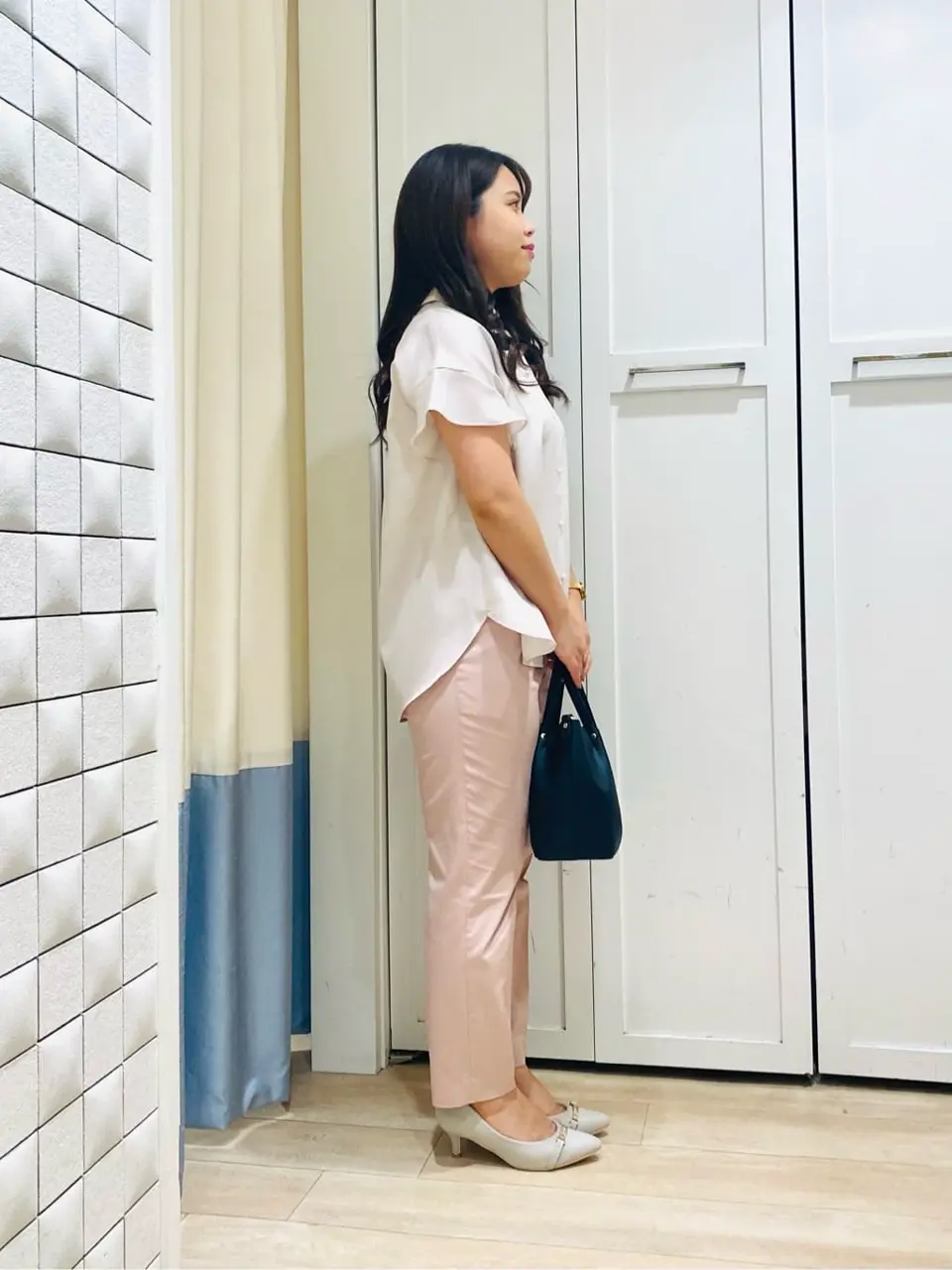 ANY SIS スタッフ コーディネート画像