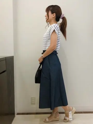 ANY SIS スタッフ コーディネート画像