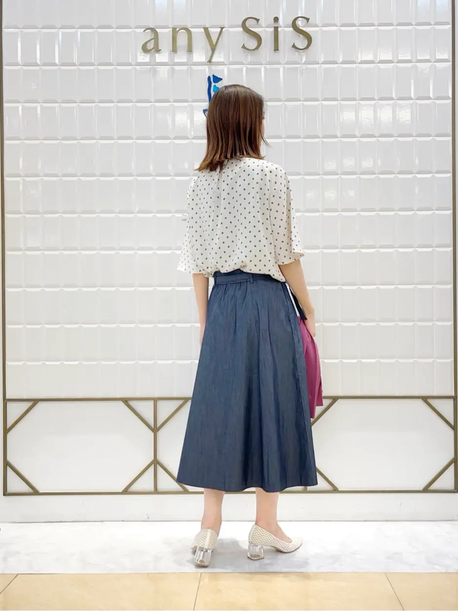 ANY SIS 上田 コーディネート画像