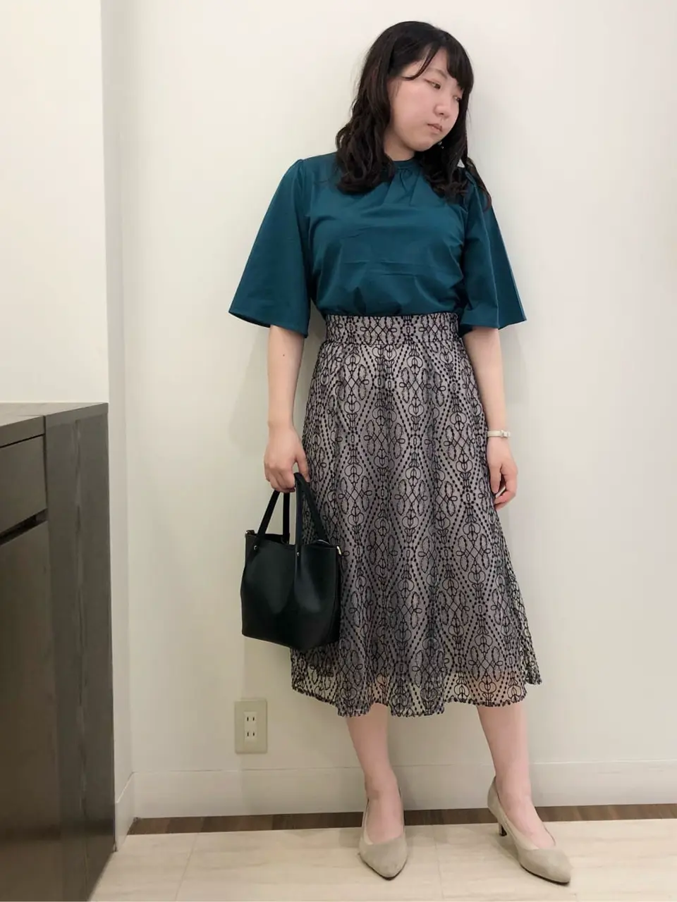 ANY SIS スタッフ コーディネート画像