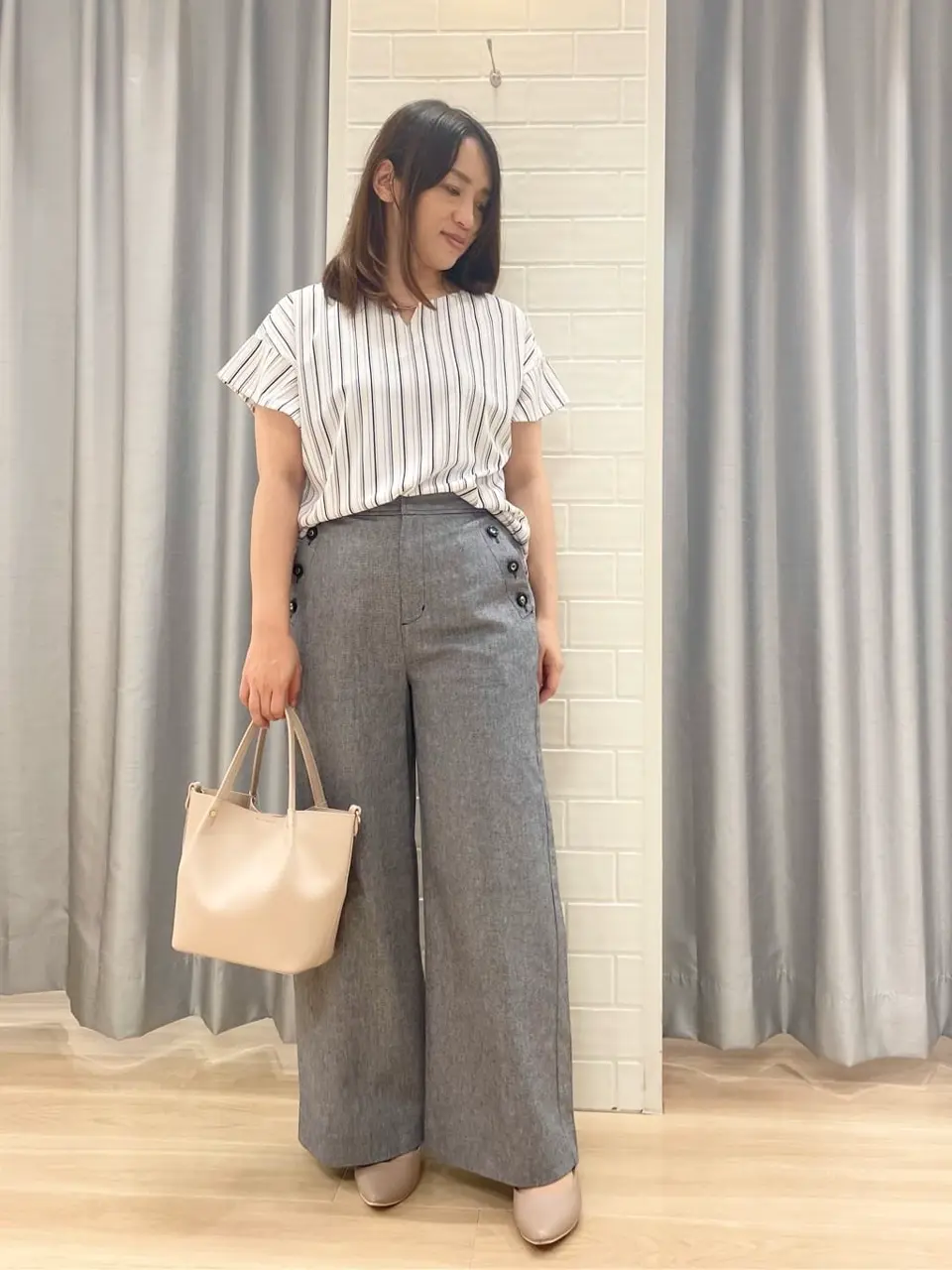 ANY SIS 丸岡 コーディネート画像