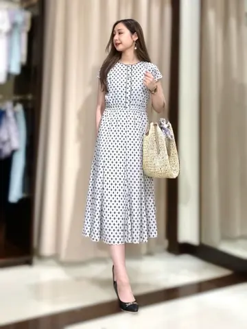 ANY SIS STAFF コーディネート画像