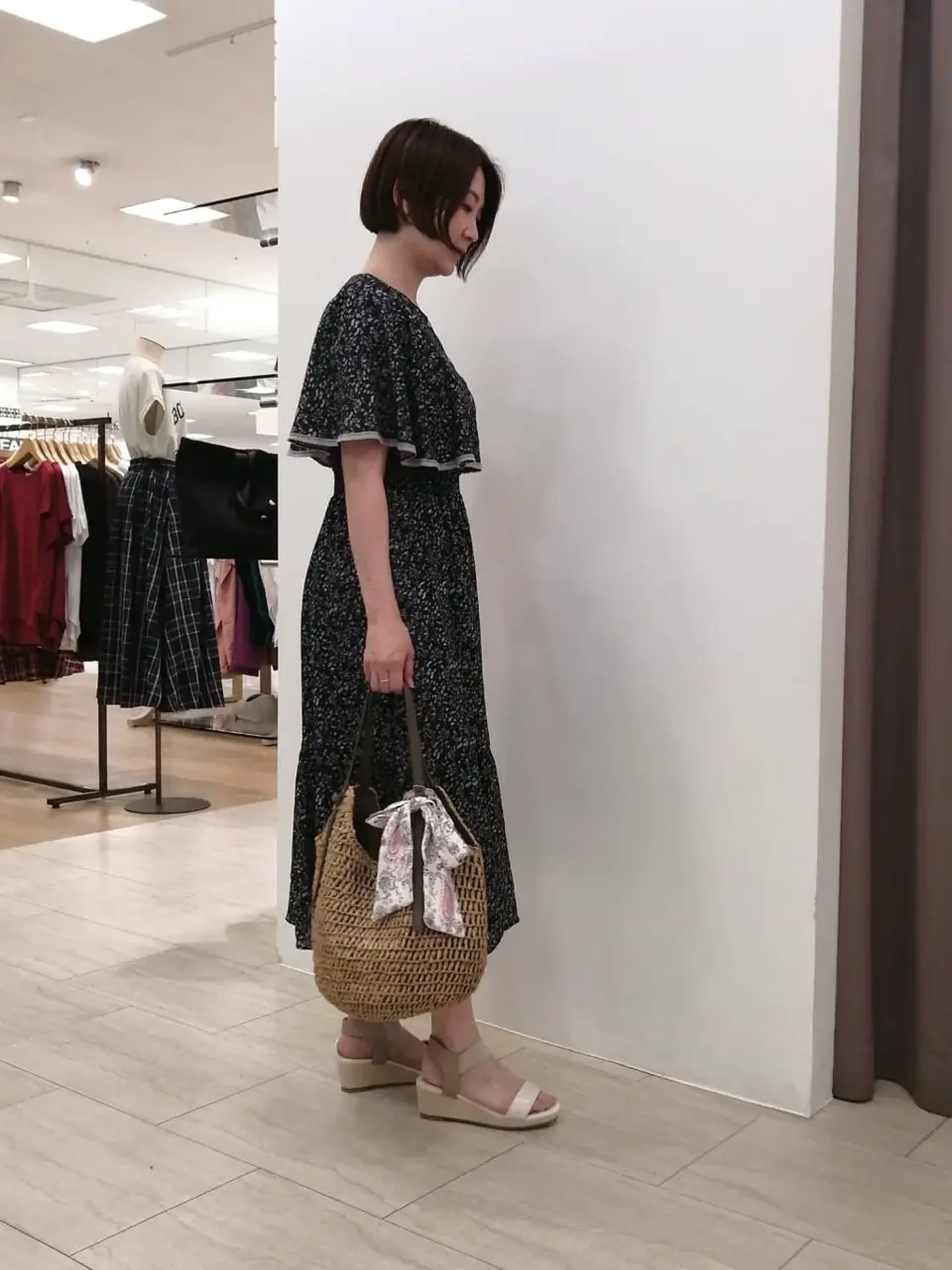 ANY SIS N コーディネート画像