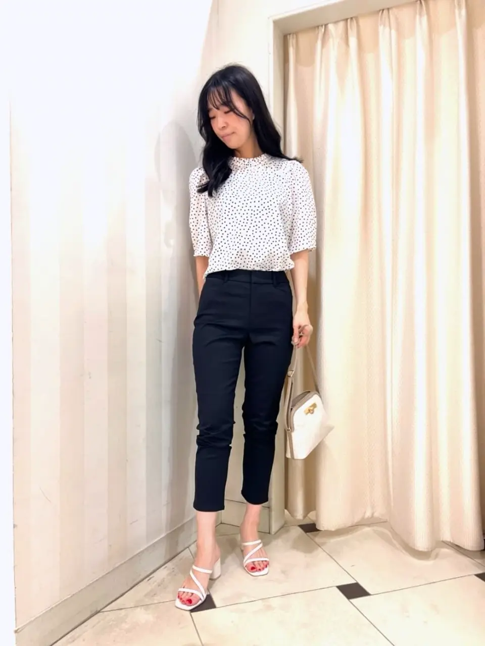 ANY SIS スタッフ コーディネート画像