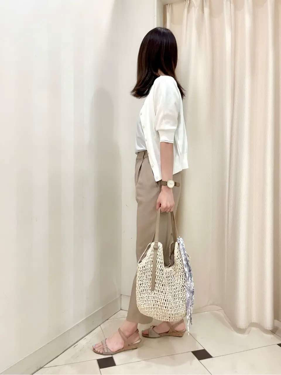 ANY SIS 金井 コーディネート画像