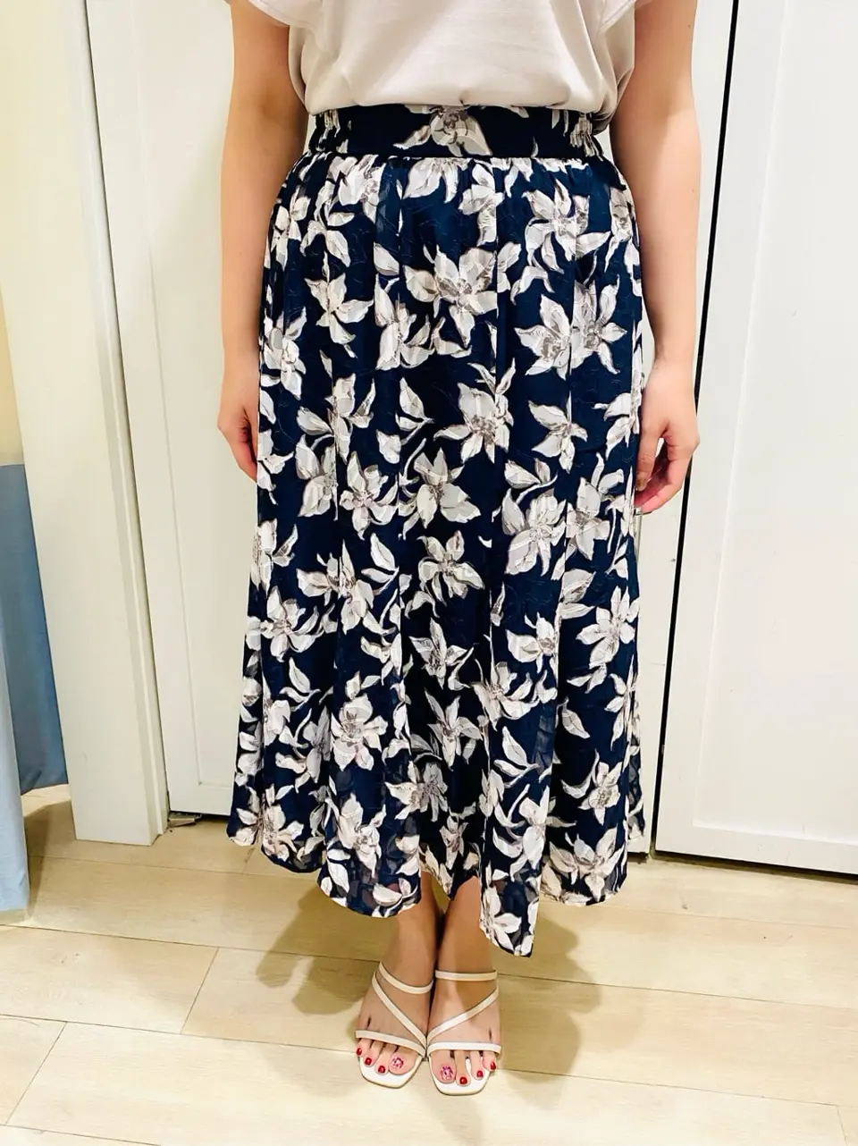 ANY SIS 藤田 コーディネート画像