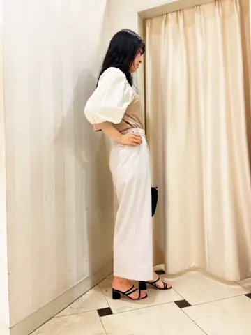 ANY SIS スタッフ コーディネート画像