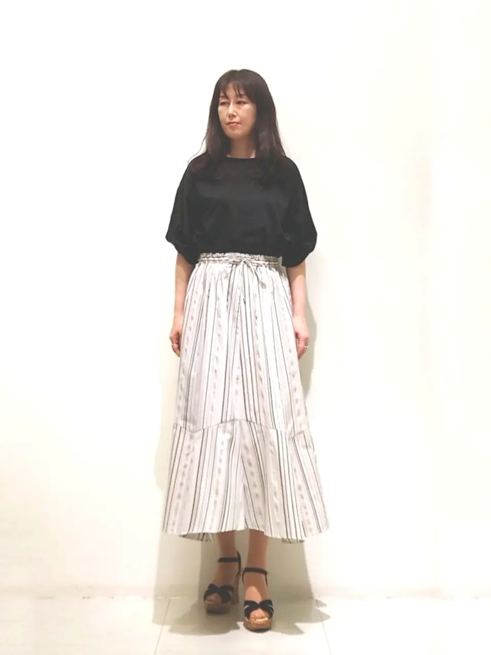 ANY SIS スタッフ コーディネート画像