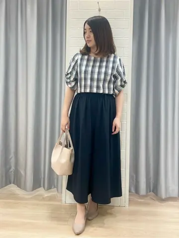 ANY SIS 丸岡 コーディネート画像