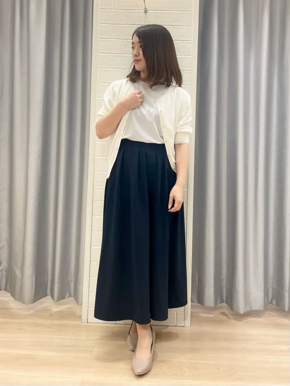 ANY SIS 丸岡 コーディネート画像