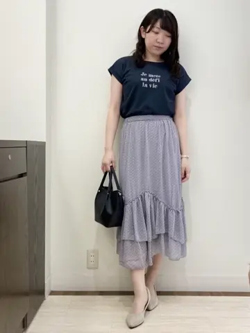 ANY SIS スタッフ コーディネート画像