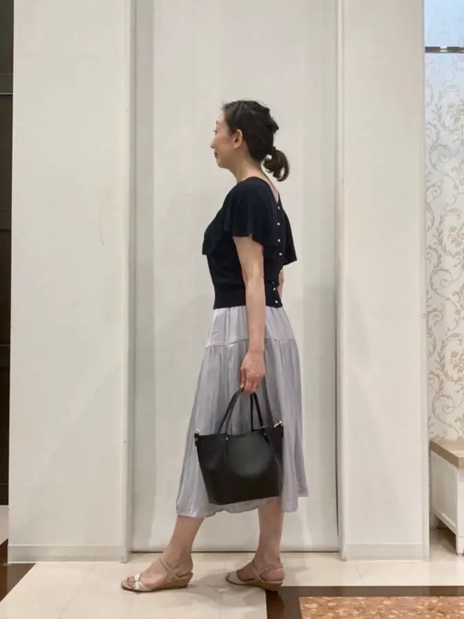 ANY SIS スタッフ コーディネート画像