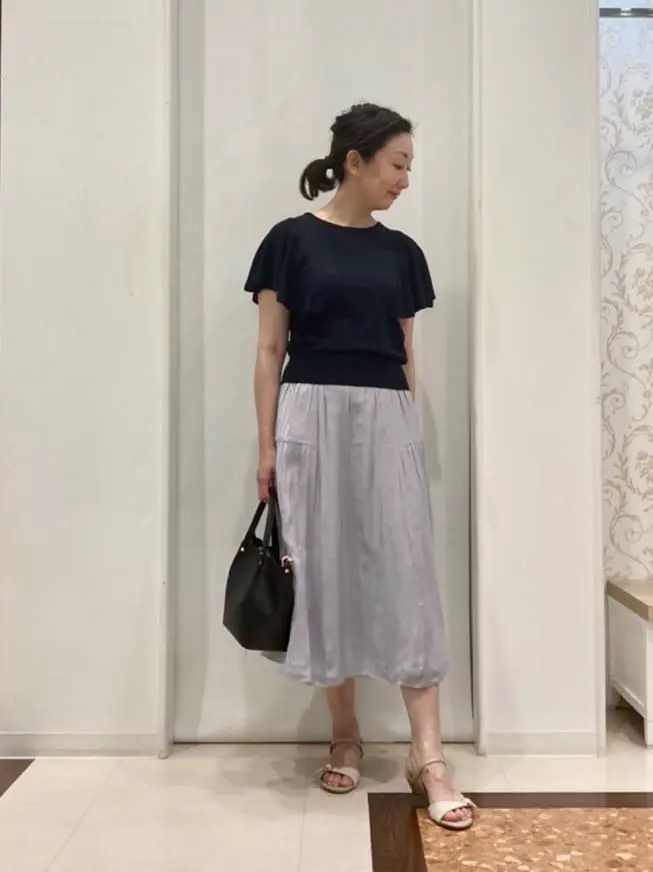 ANY SIS スタッフ コーディネート画像