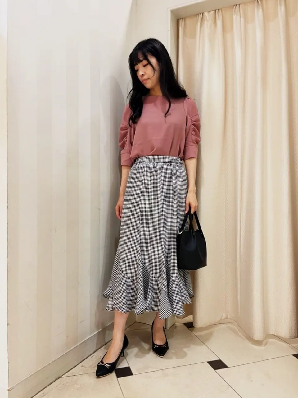 ANY SIS スタッフ コーディネート画像