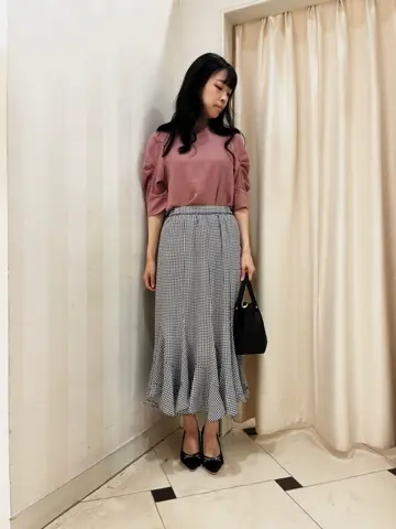 ANY SIS スタッフ コーディネート画像