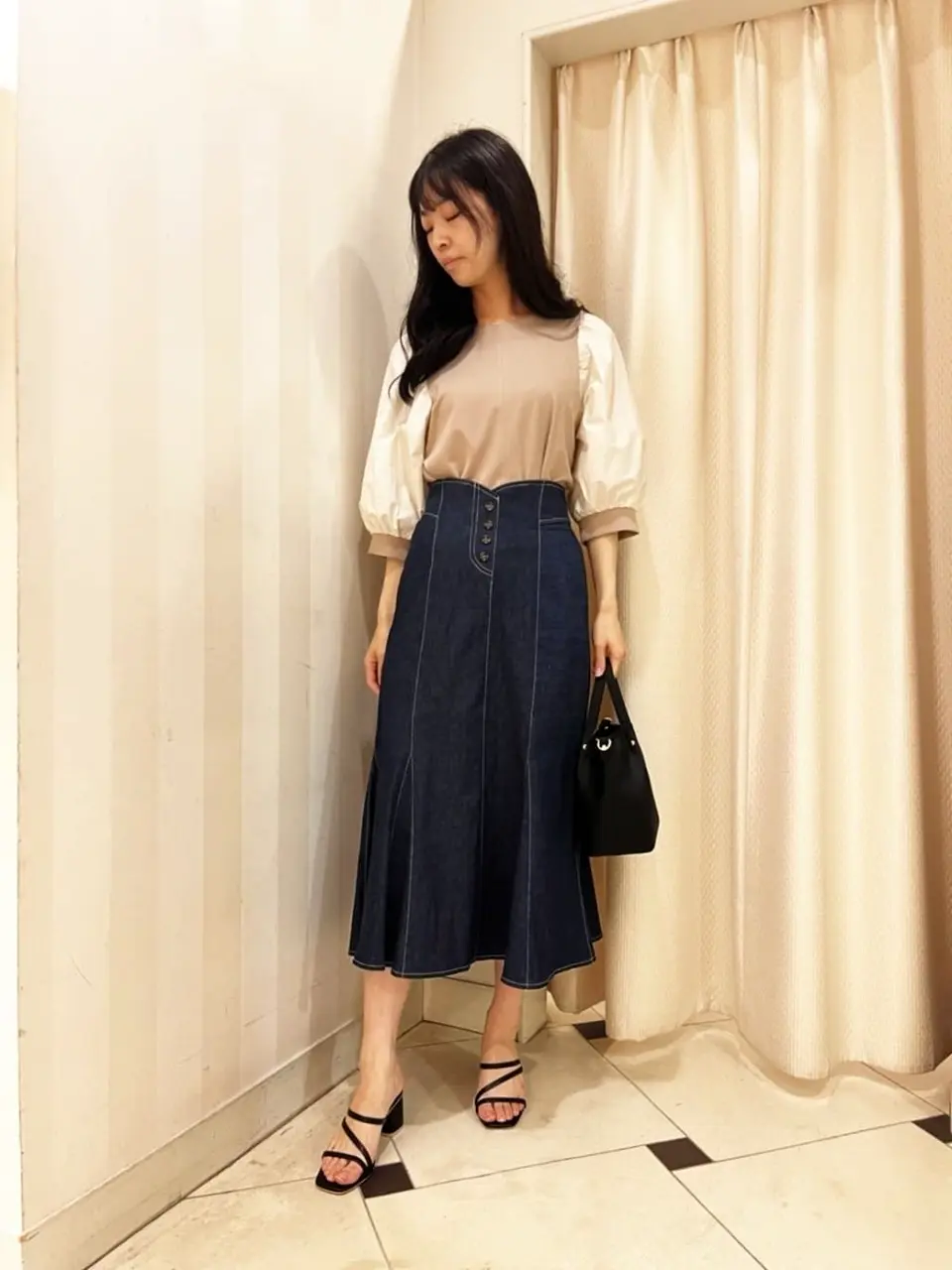 ANY SIS スタッフ コーディネート画像