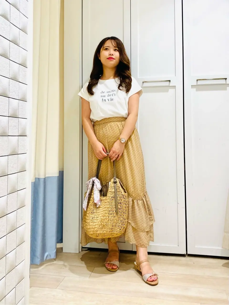 ANY SIS スタッフ コーディネート画像