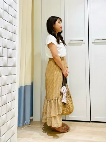 ANY SIS スタッフ コーディネート画像