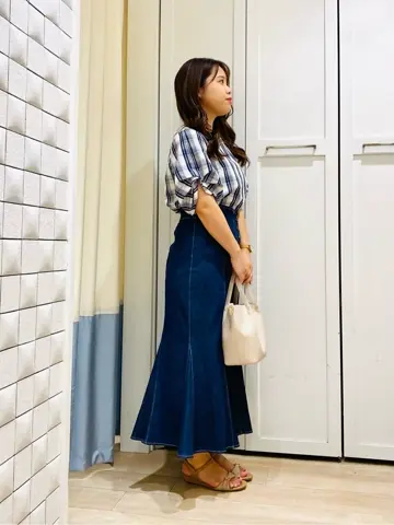 ANY SIS スタッフ コーディネート画像