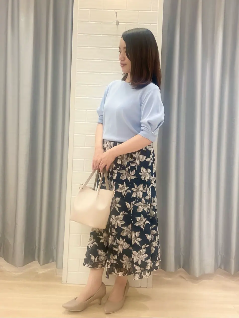 ANY SIS 丸岡 コーディネート画像