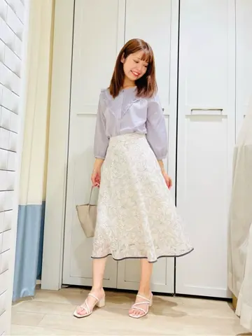 ANY SIS スタッフ コーディネート画像