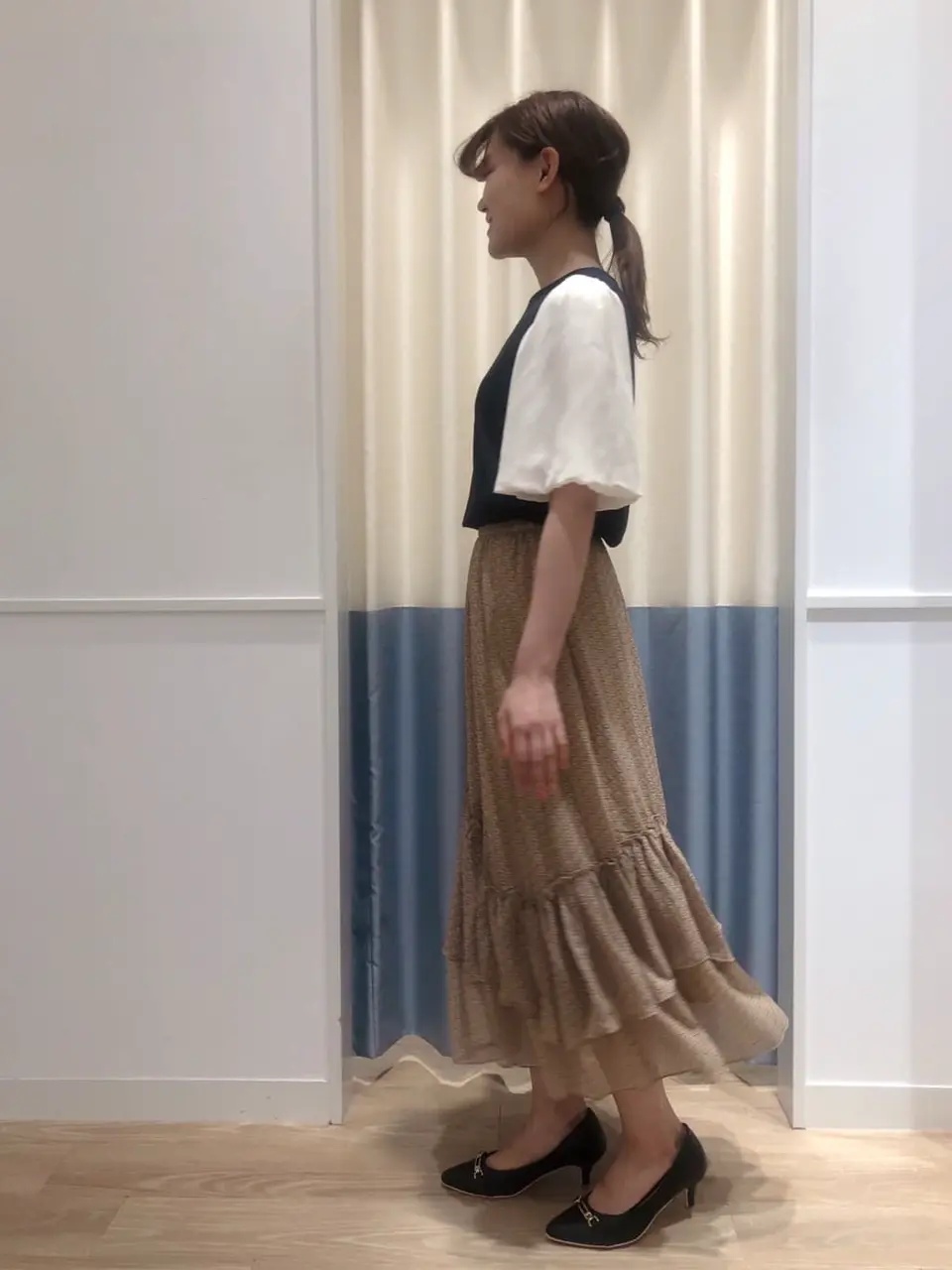 ANY SIS スタッフ コーディネート画像